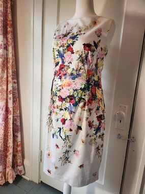 Talbots Cape Bouquets White Floral Sheath Dress